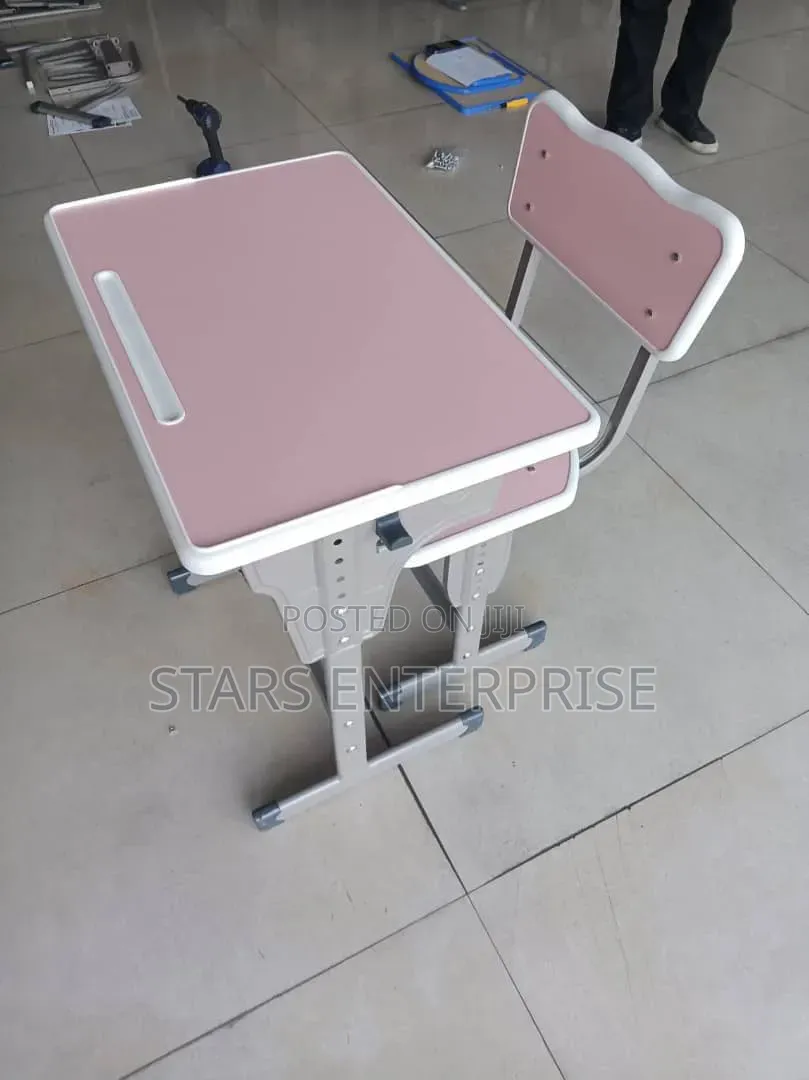 Modern Student Desk / Chair.