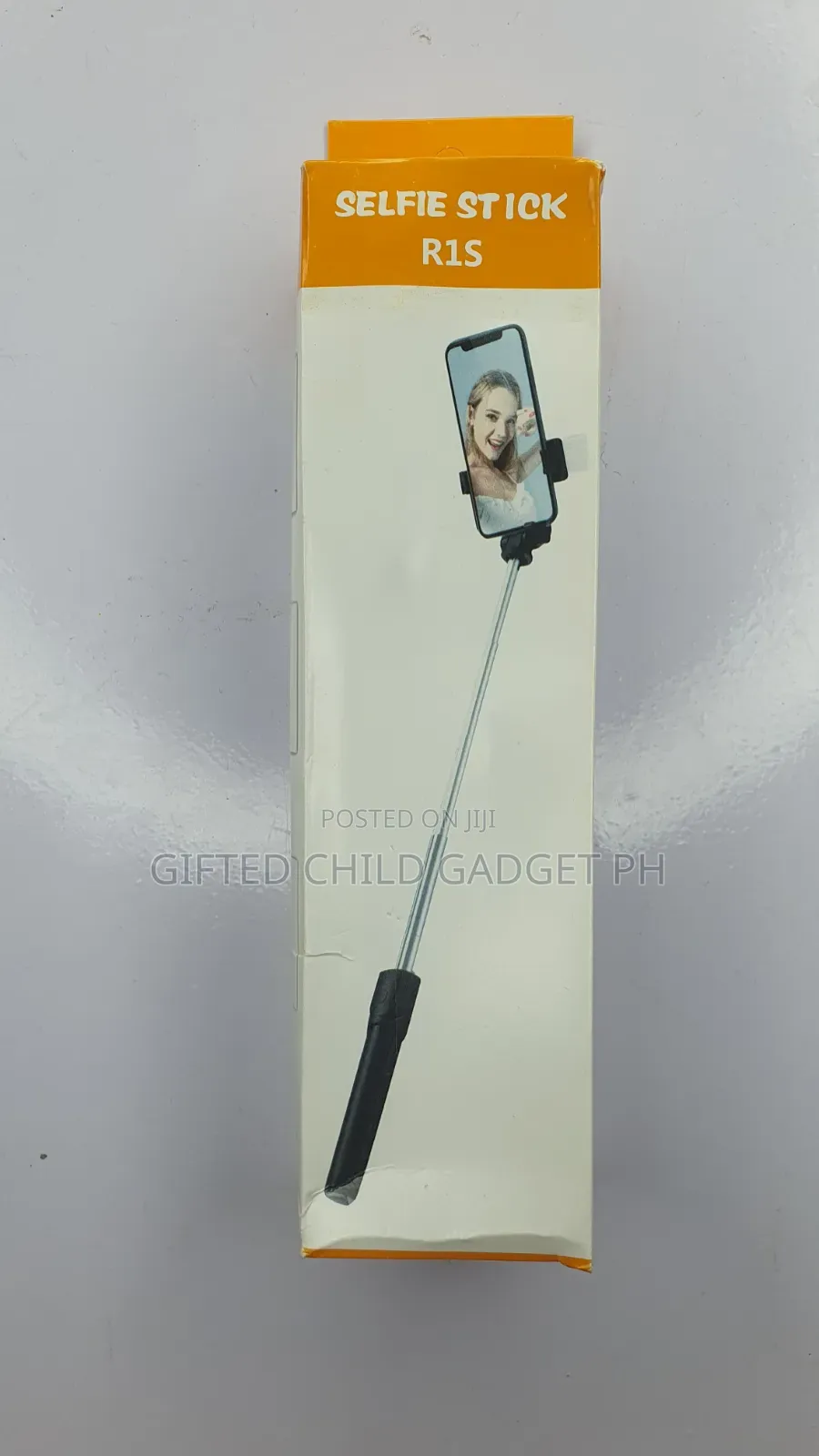 R1S Selfie Stick Tripod LED Light Bluetooth Remote 360