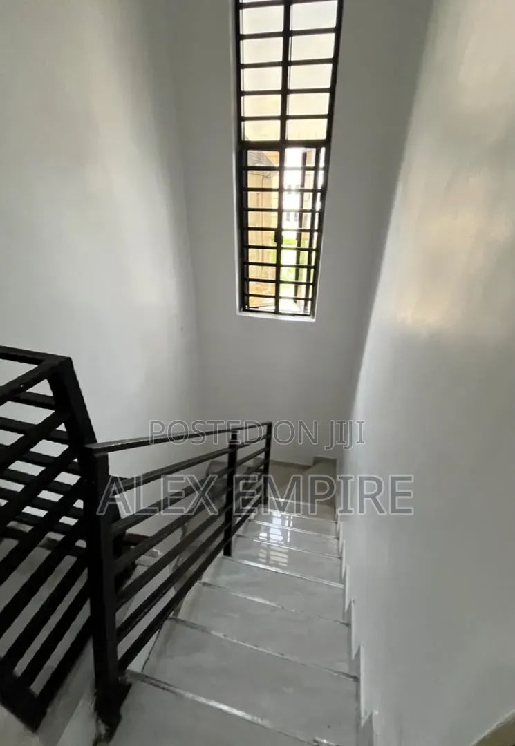 2bdrm Duplex in Ago Palace for rent