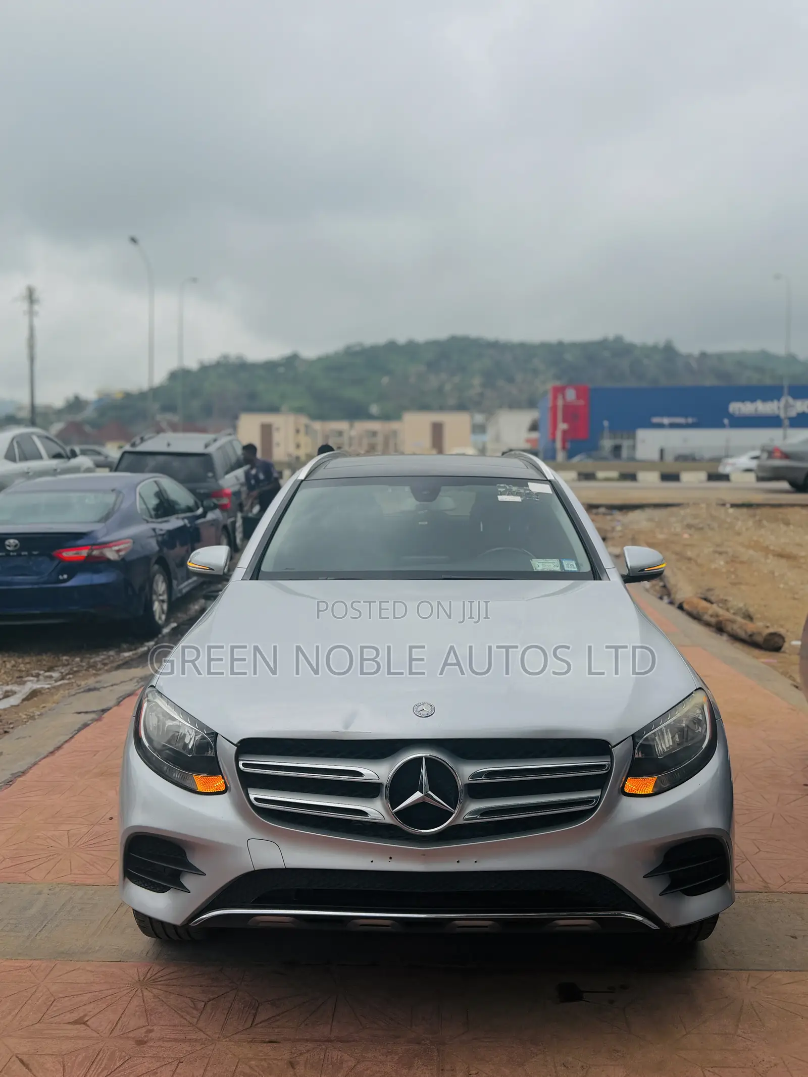 Mercedes-Benz GLC-Class 2016 Silver