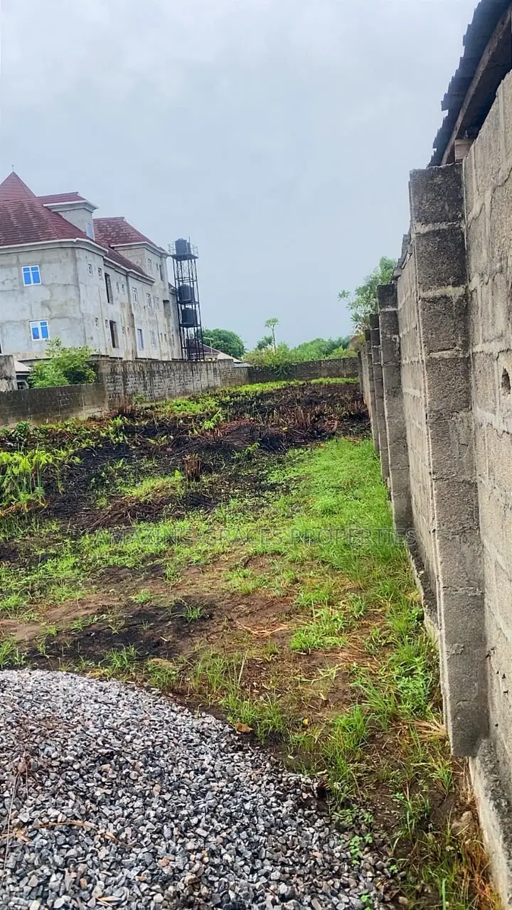 For Sale 21⁄2 Plots of Land