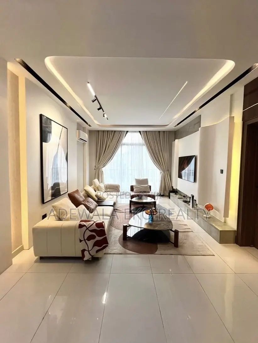 New 2-Bedroom Apartment Lekki Phase 1 – PS5, Pool Gym