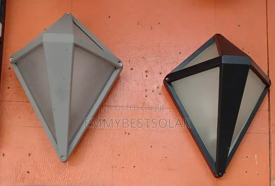 300mm Kite Outdoor Wall Light