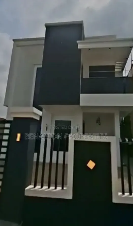 4bdrm House in Bluestone Estate, Obafemi-Owode for sale