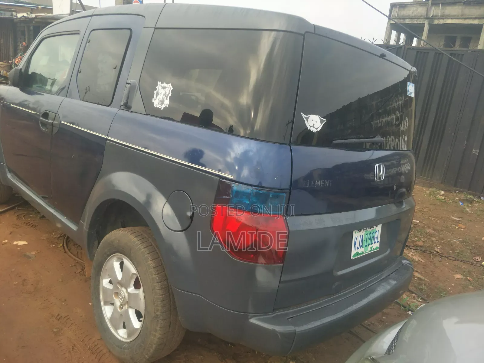 Honda Element 2003 Blue