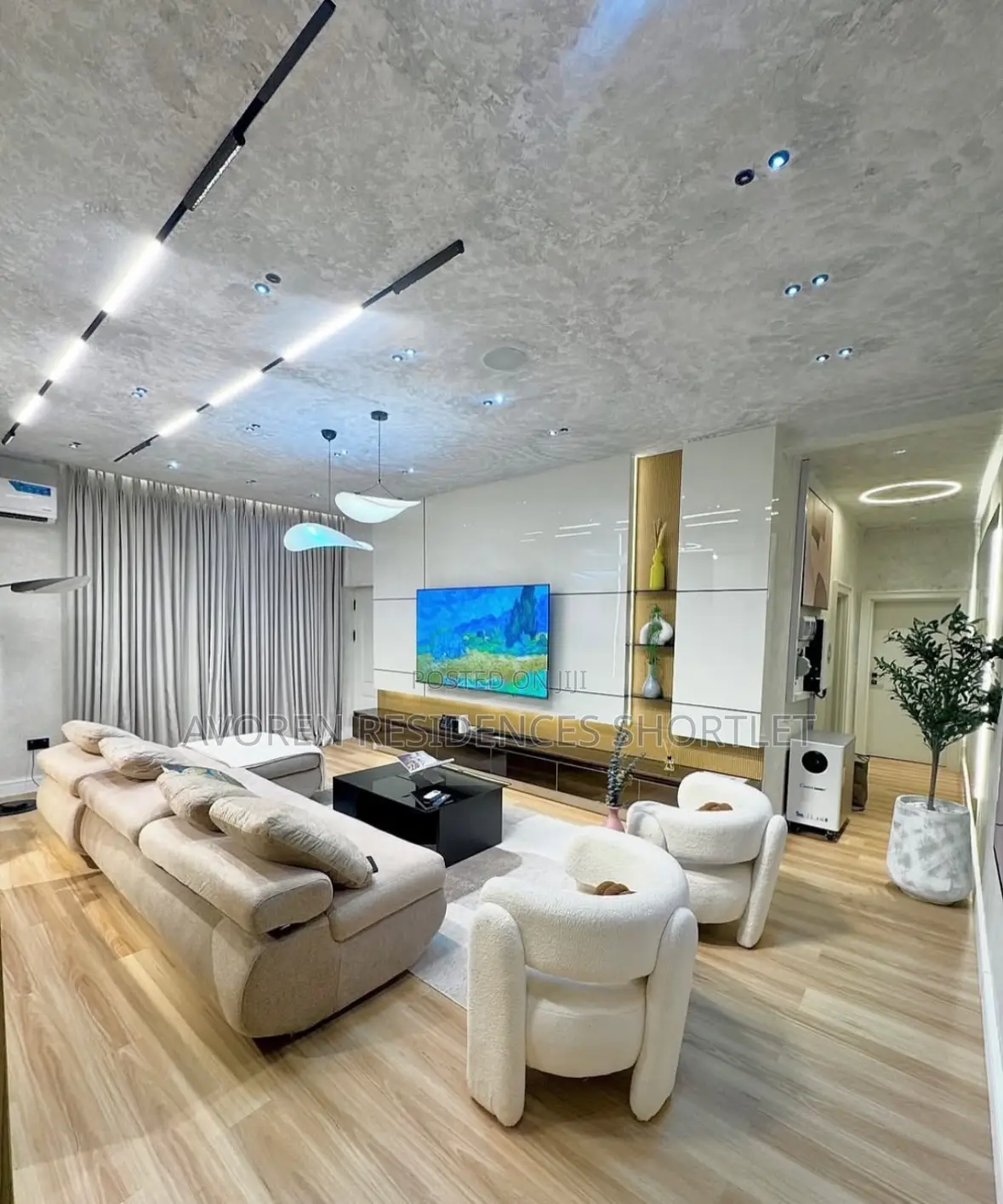 Luxurious 4 Bedroom Duplex