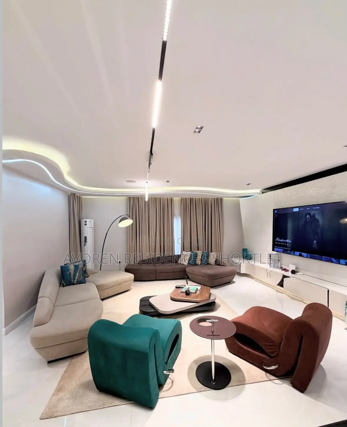 Luxurious 4 Bedroom Apartment Shortlet