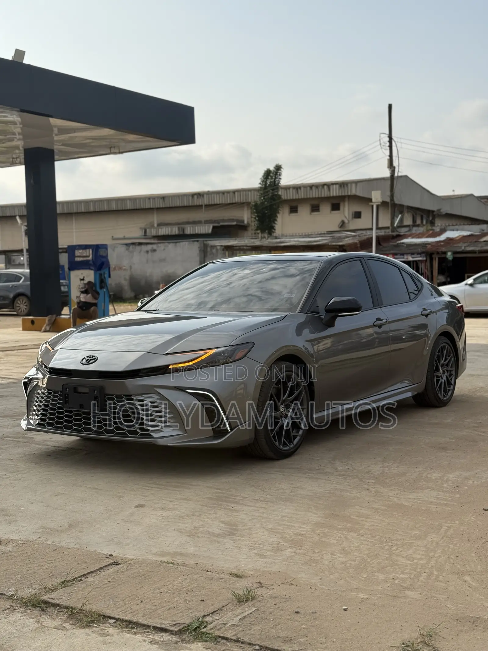 Toyota Camry XSE 2025 Gray