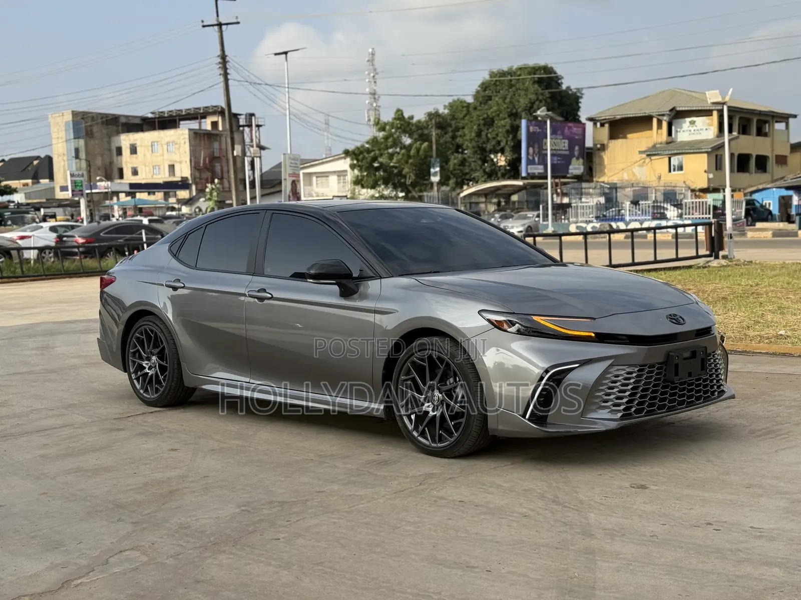 Toyota Camry XSE 2025 Gray