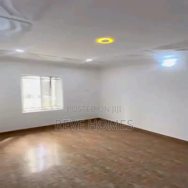 Mini Flat in Jibowu for rent