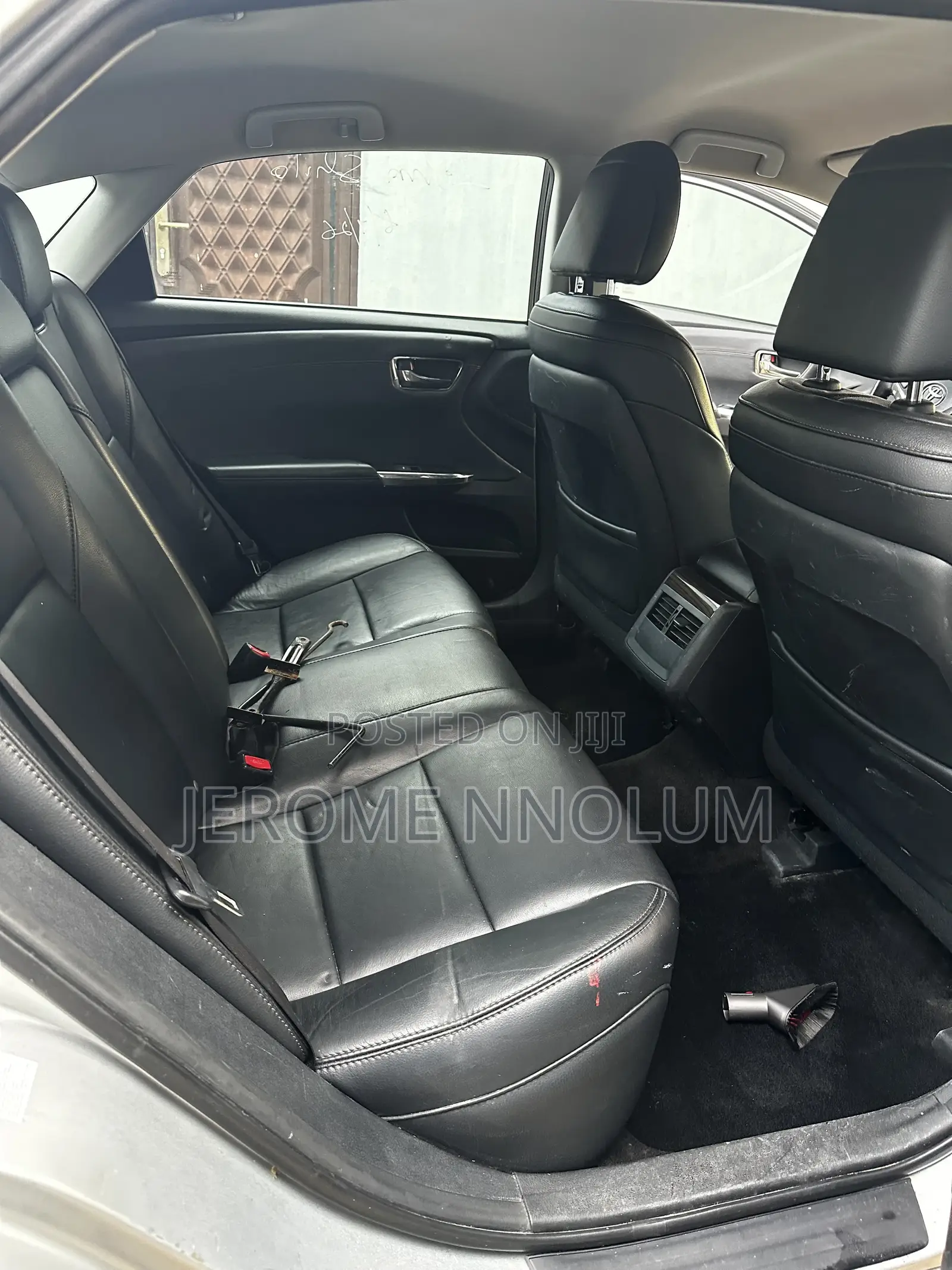 Toyota Avalon XLE Sedar FWD (3.5L 6cyl 6A) 2013 Silver