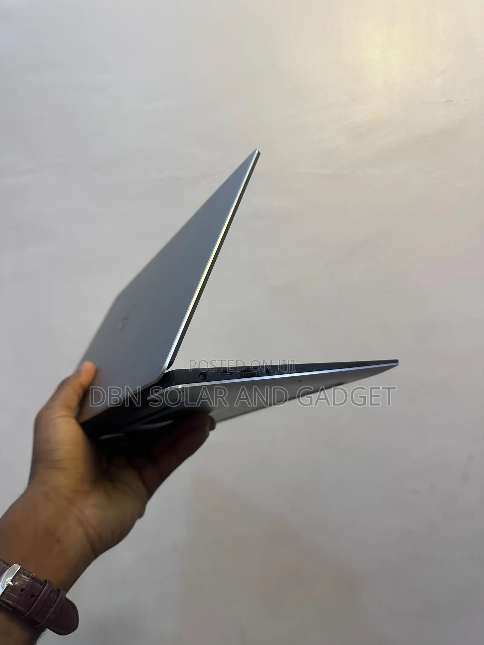 New Laptop Dell XPS 13 9360 8GB Intel Core i7 SSD 256GB