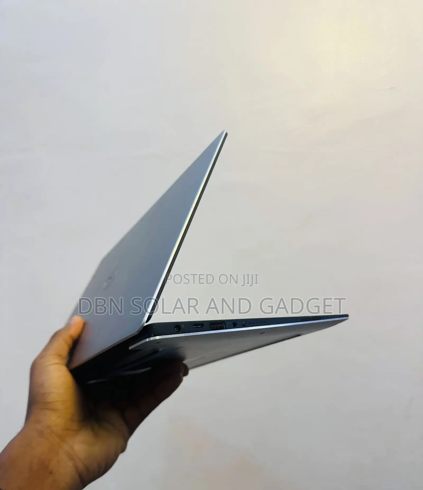 New Laptop Dell XPS 13 9360 8GB Intel Core i7 SSD 256GB