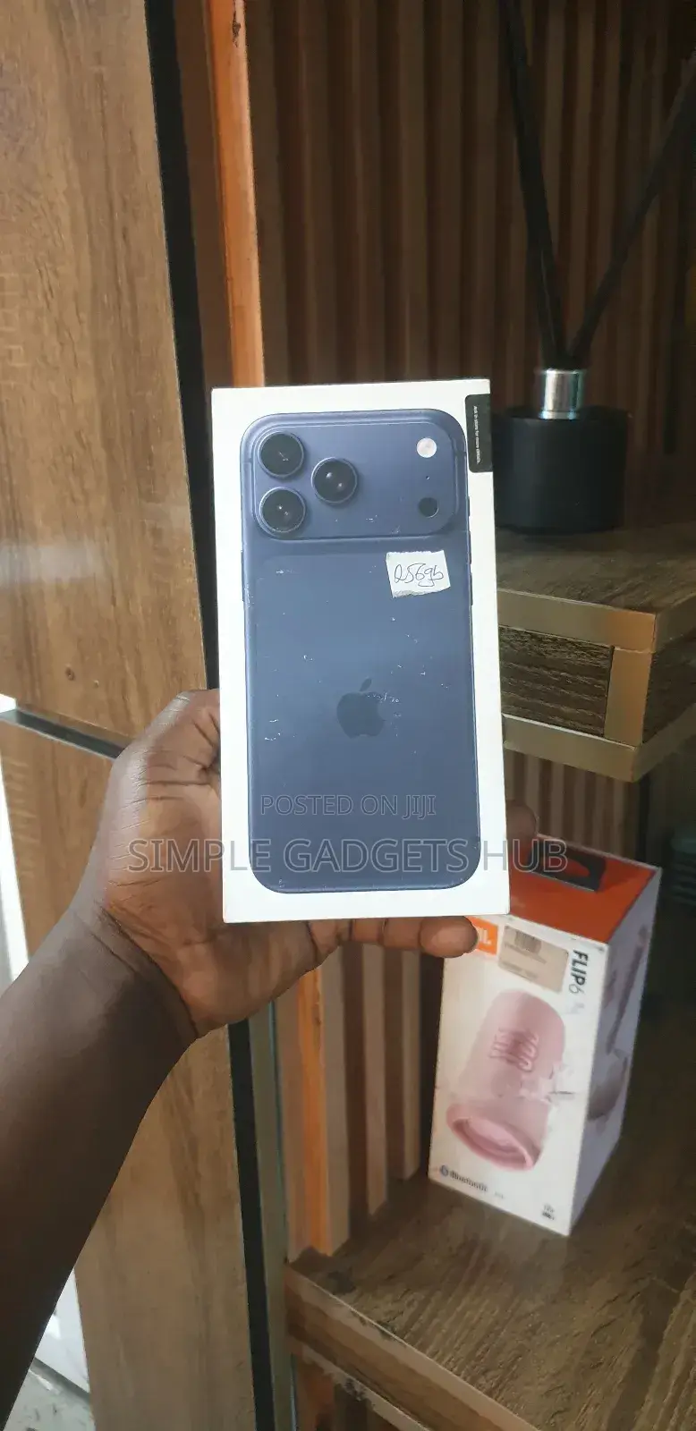 New Apple iPhone 17 Pro Max 256 GB Blue