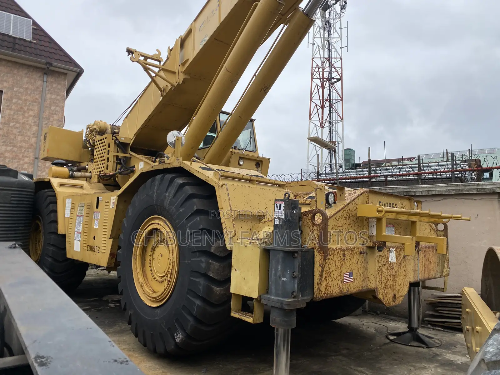 Groove 4x4 Crane 90-Tons