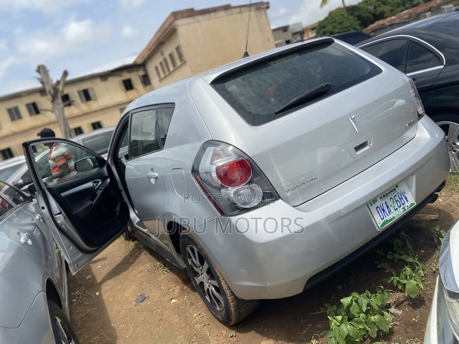 Pontiac Vibe 2007 Silver