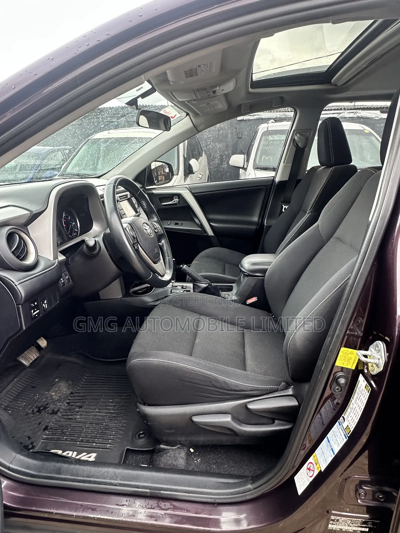 Toyota RAV4 XLE AWD (2.5L 4cyl 6A) 2016 Maroon