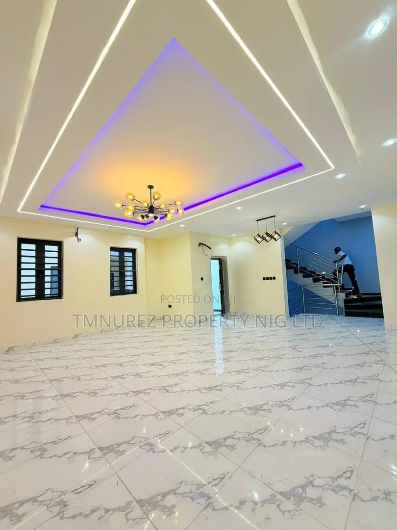 4bdrm Townhouse/Terrace in Ikeja for sale