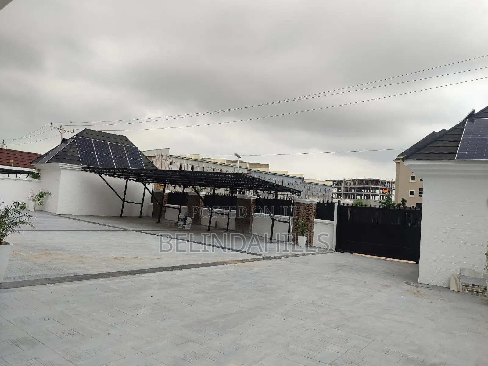 5bdrm Townhouse / Terrace in Mabushi for rent
