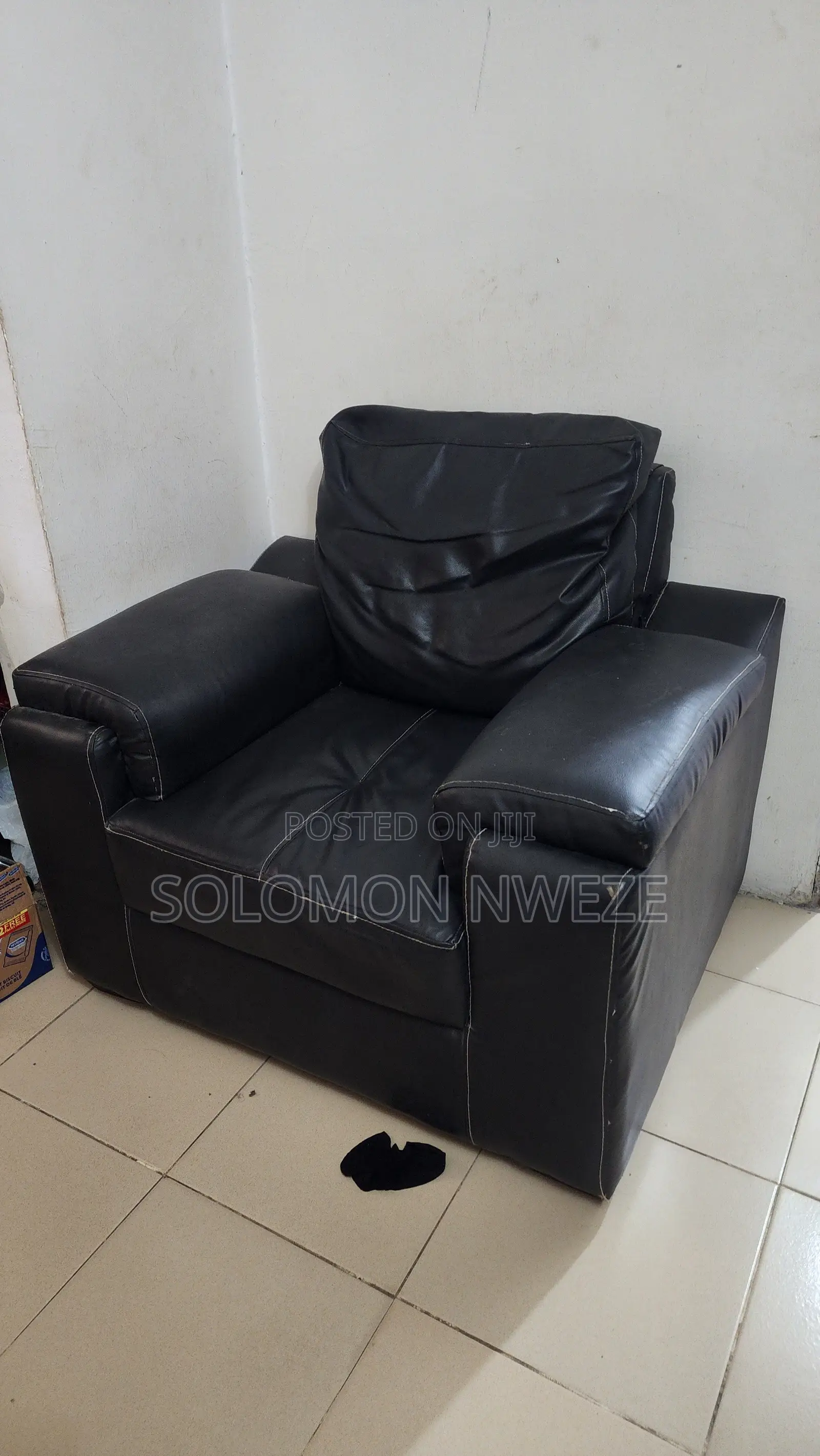 2 One Sofa Leather Seat and Three Seater