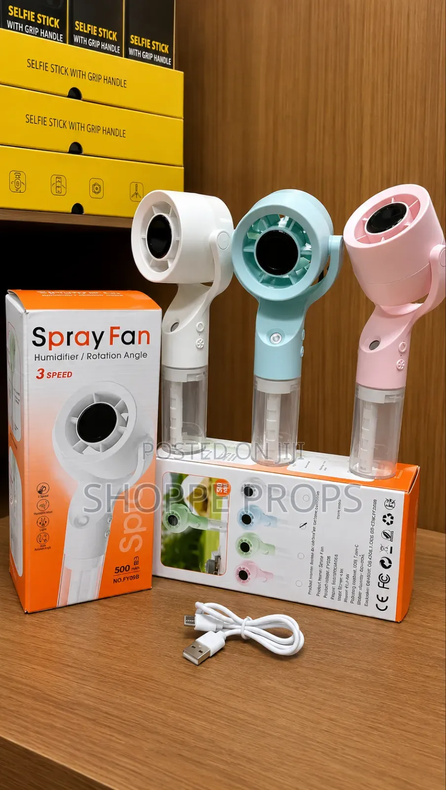 Rechargeable 3--Speed SprayFan Humidifier 360-Rotation
