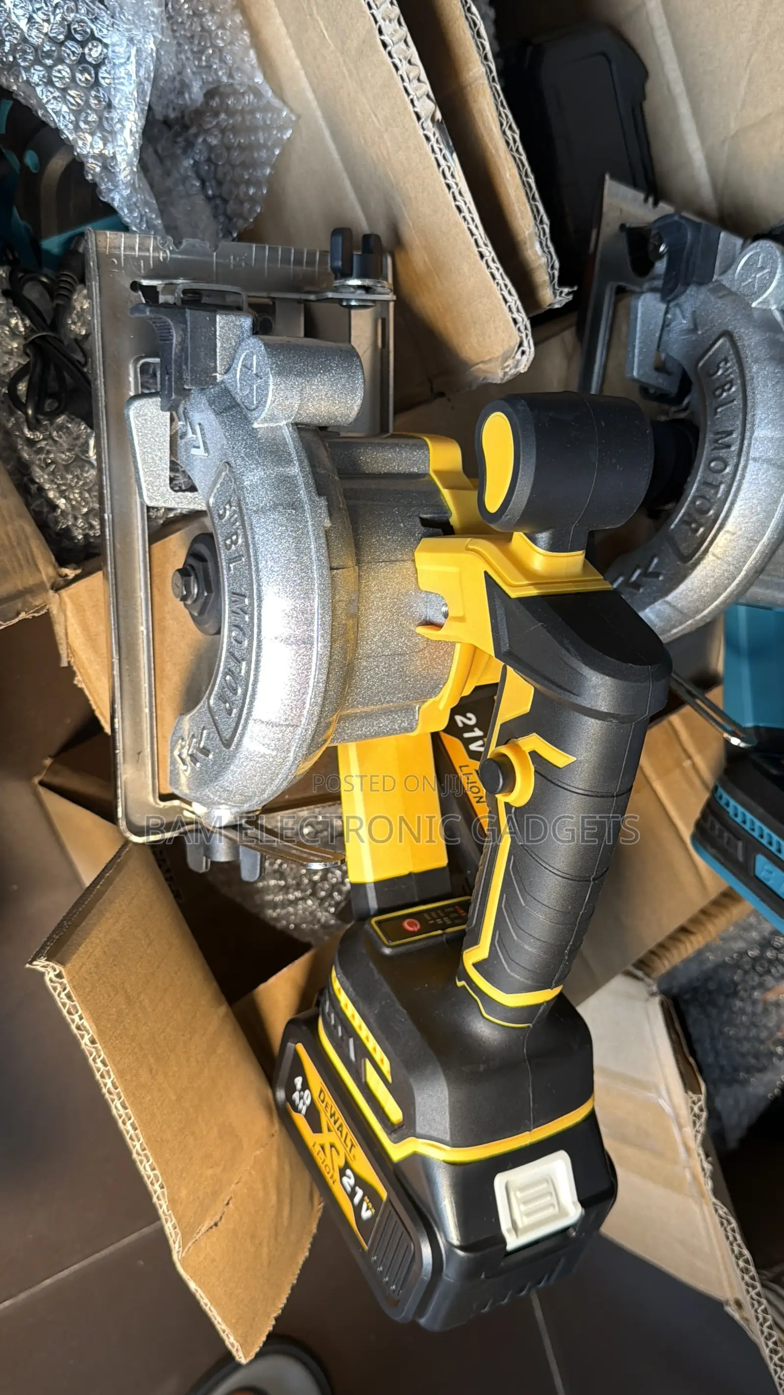 Cordless Circular Saw