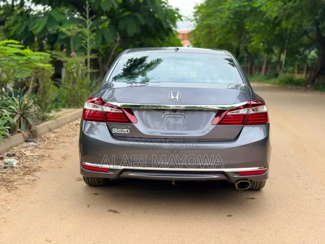 Honda Accord 2016 Gray