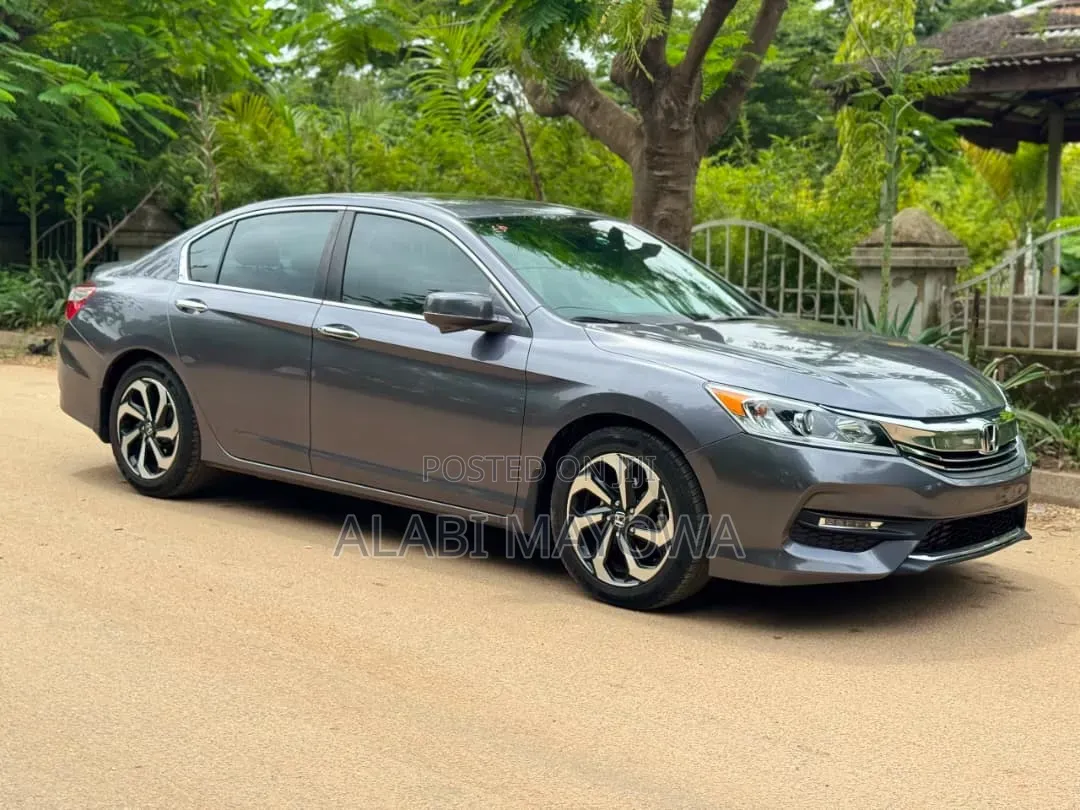 Honda Accord 2016 Gray