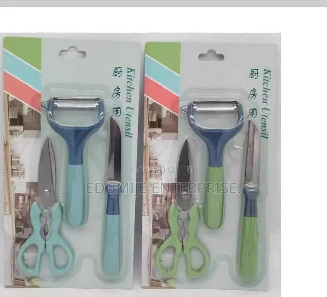 3 in 1 Cutting Board With Knife