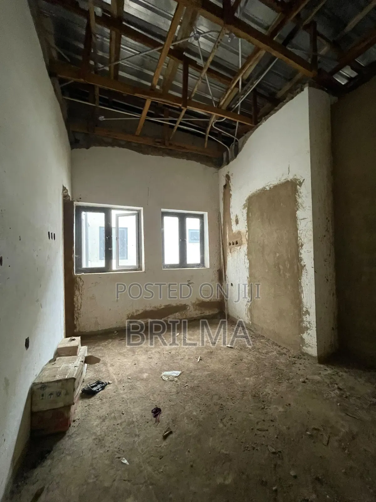 4bdrm Duplex in Mabushi for sale