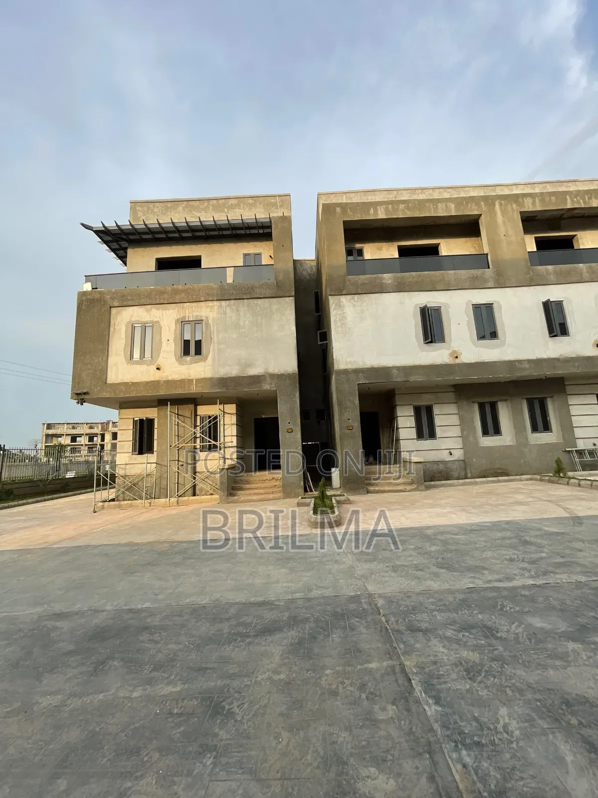 5bdrm Duplex in Wuye for sale