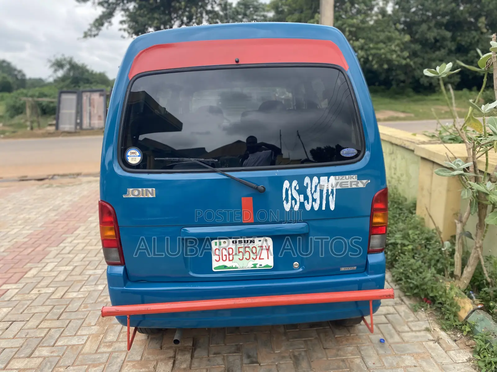 Suzuki APV Minibus 2001 Blue