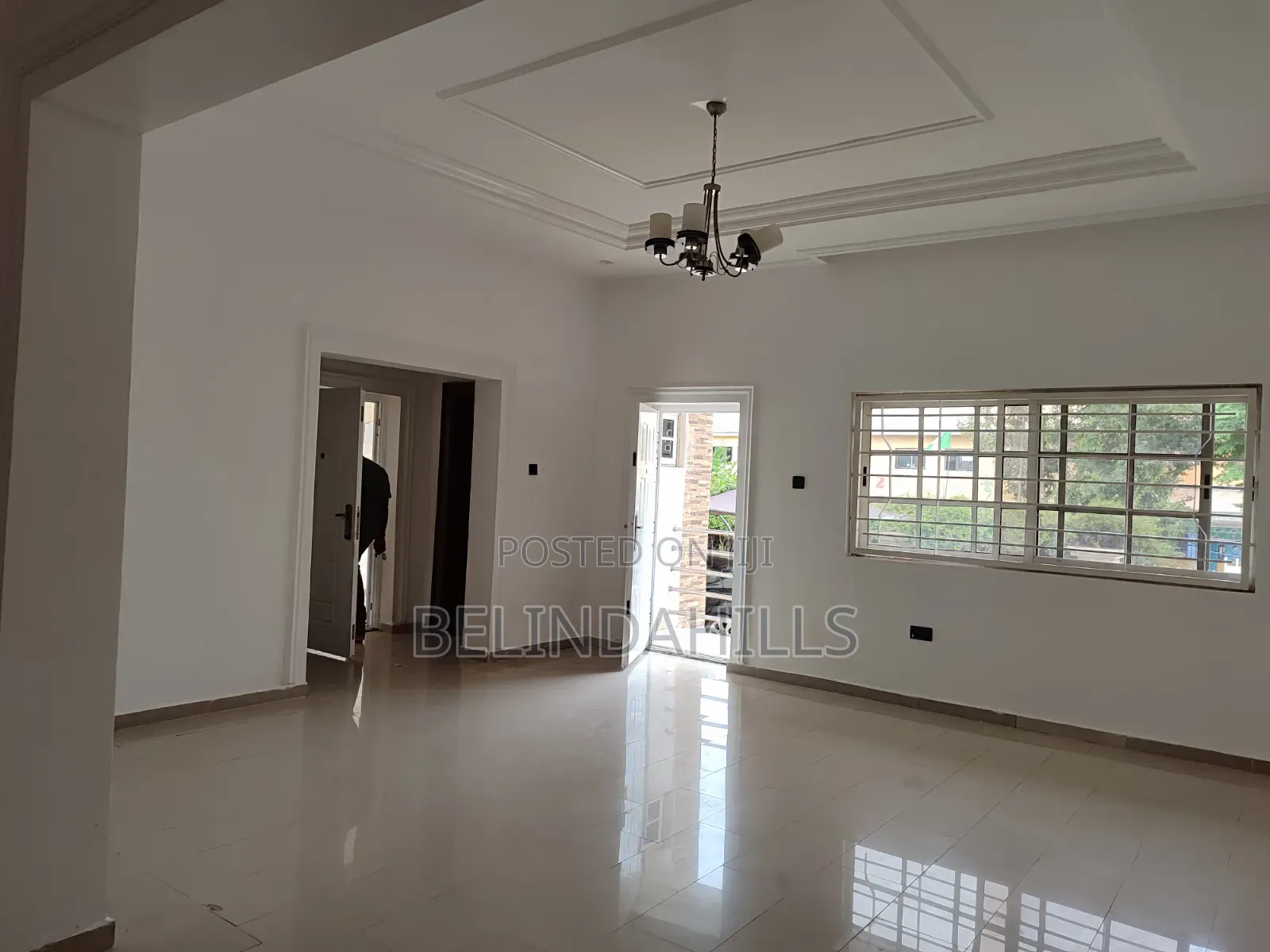 2bdrm Block of Flats in Utako for rent
