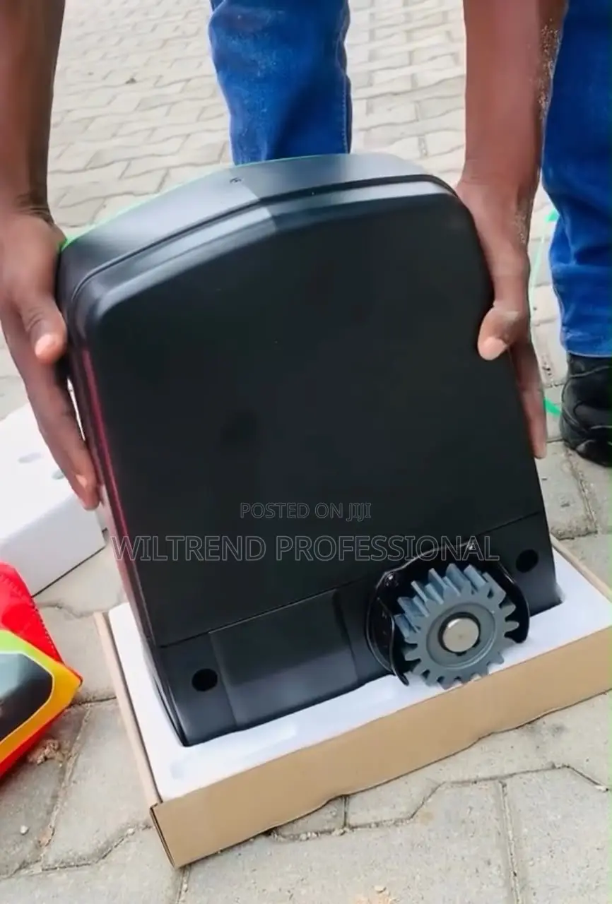Centurion D10 Smart Sliding Gate Machine