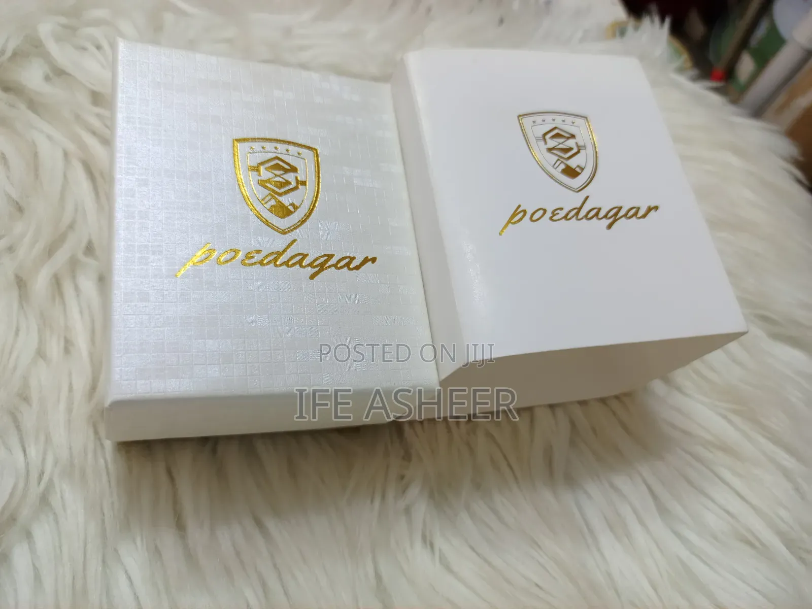 Well Packaged Ladies Poedagar Waterproof Luminous Ladies Watch