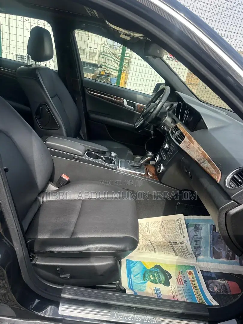 Mercedes-Benz C250 2013 Black