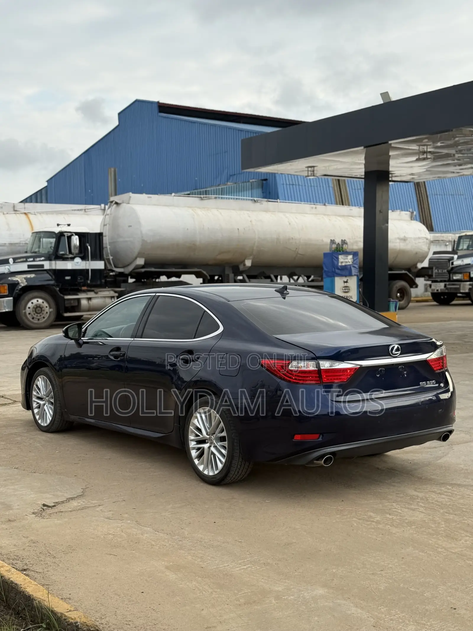 Lexus ES 350 FWD 2014 Blue