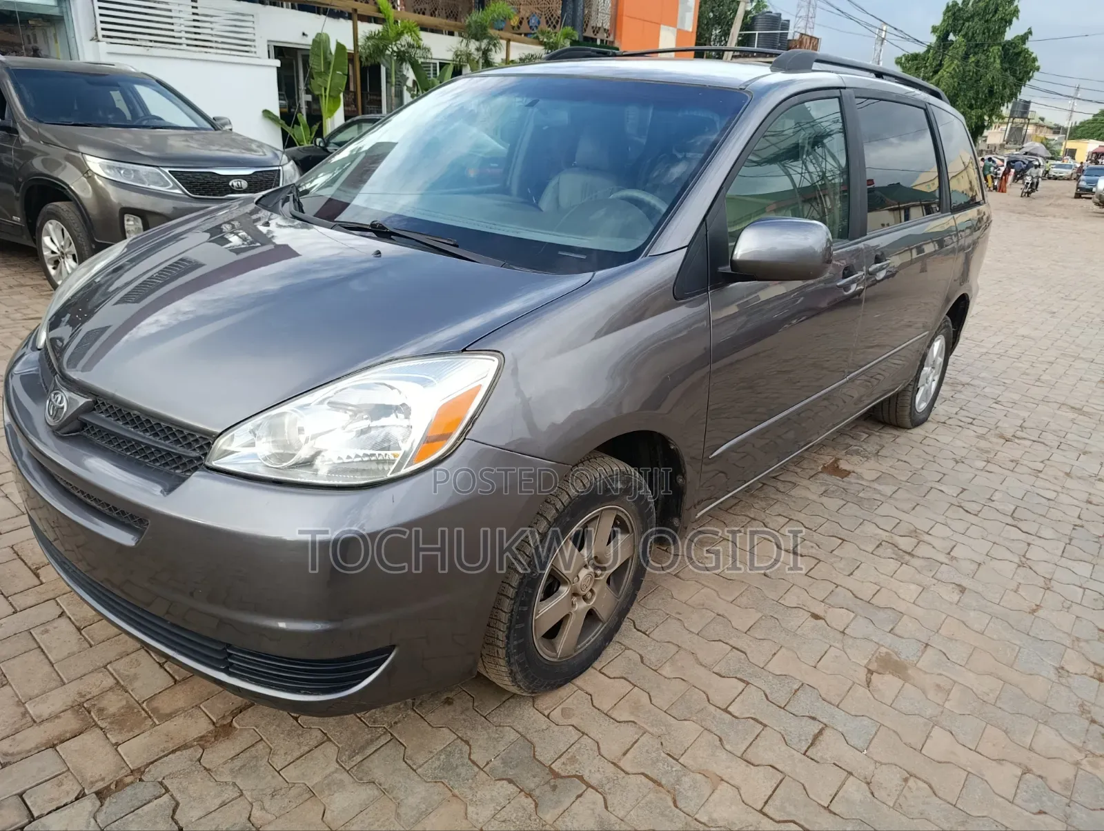 Toyota Sienna 2005 Beige