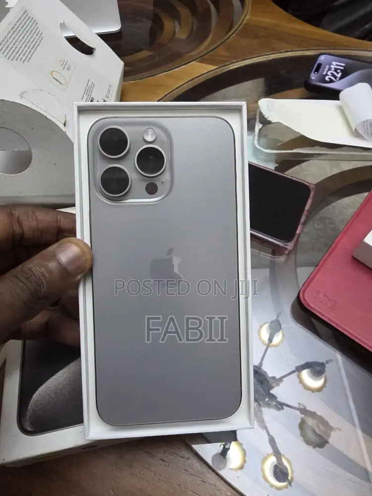 Apple iPhone 16 Pro Max 256 GB Gray