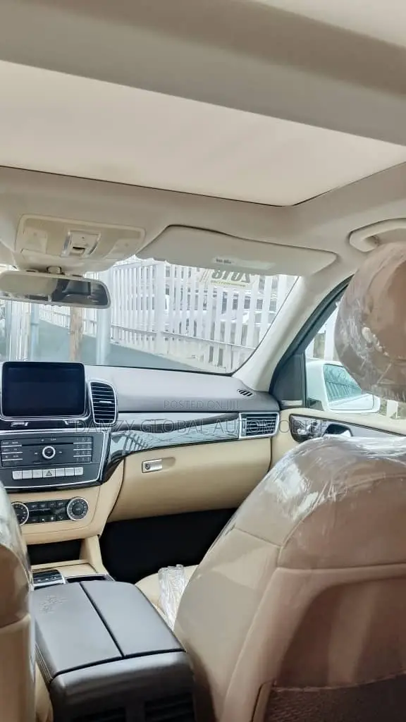 Mercedes-Benz GLE-Class GLE 350 2017 White