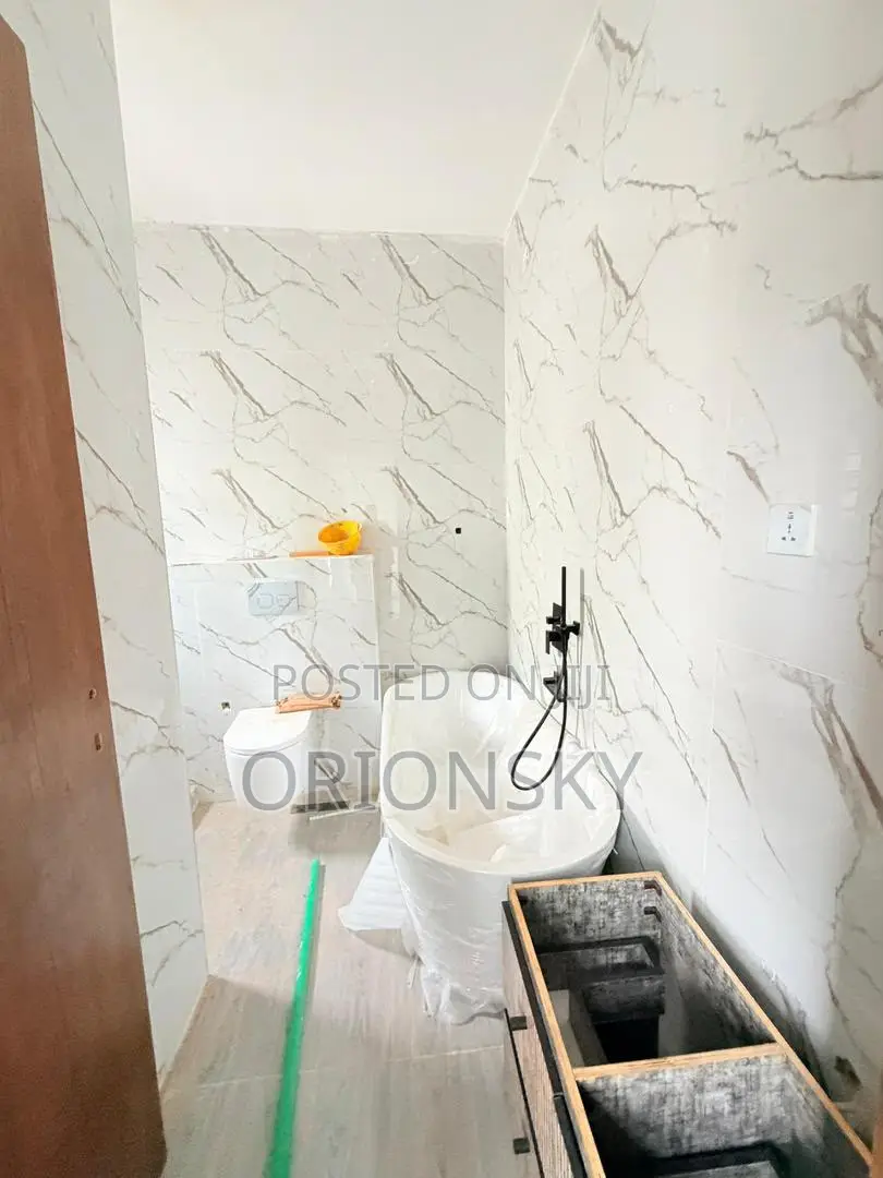 4bdrm Duplex in Adeniyi Jones for sale