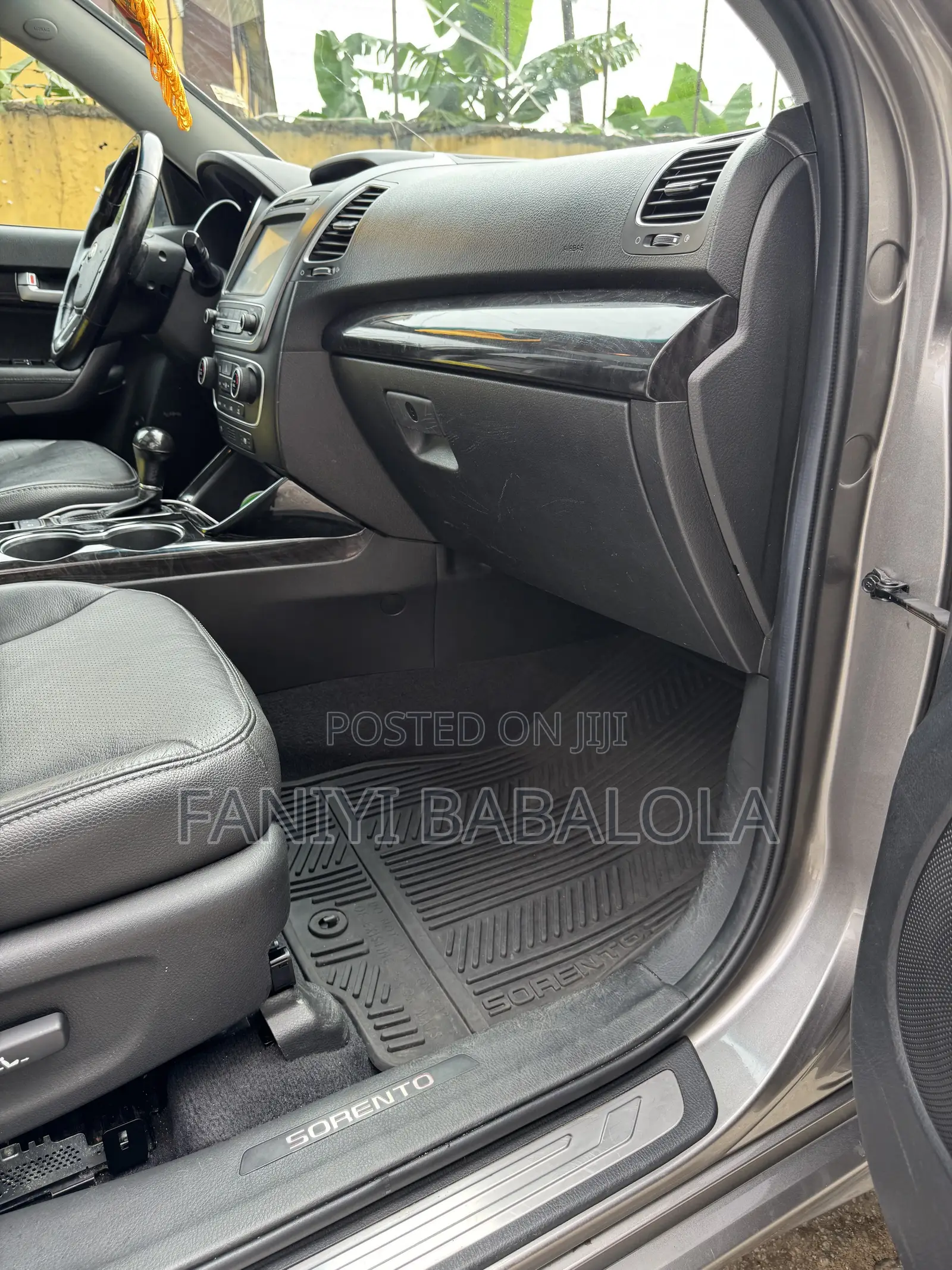 Kia Sorento SX 4dr SUV AWD (3.3L 6cyl 6A) 2015 Gray