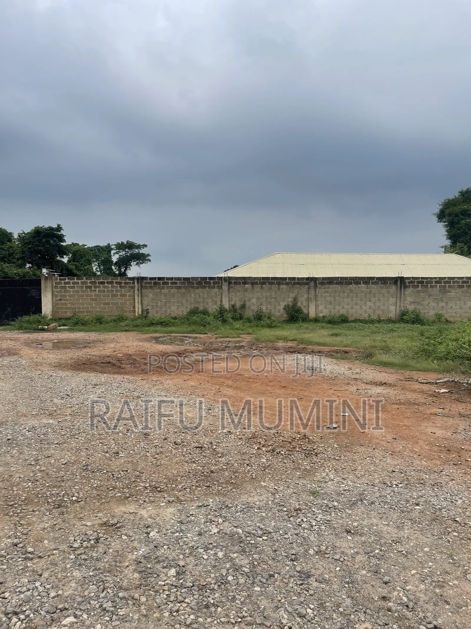 5 Acres of Land on Lagos Ibadan Express Way,150m Per Acre
