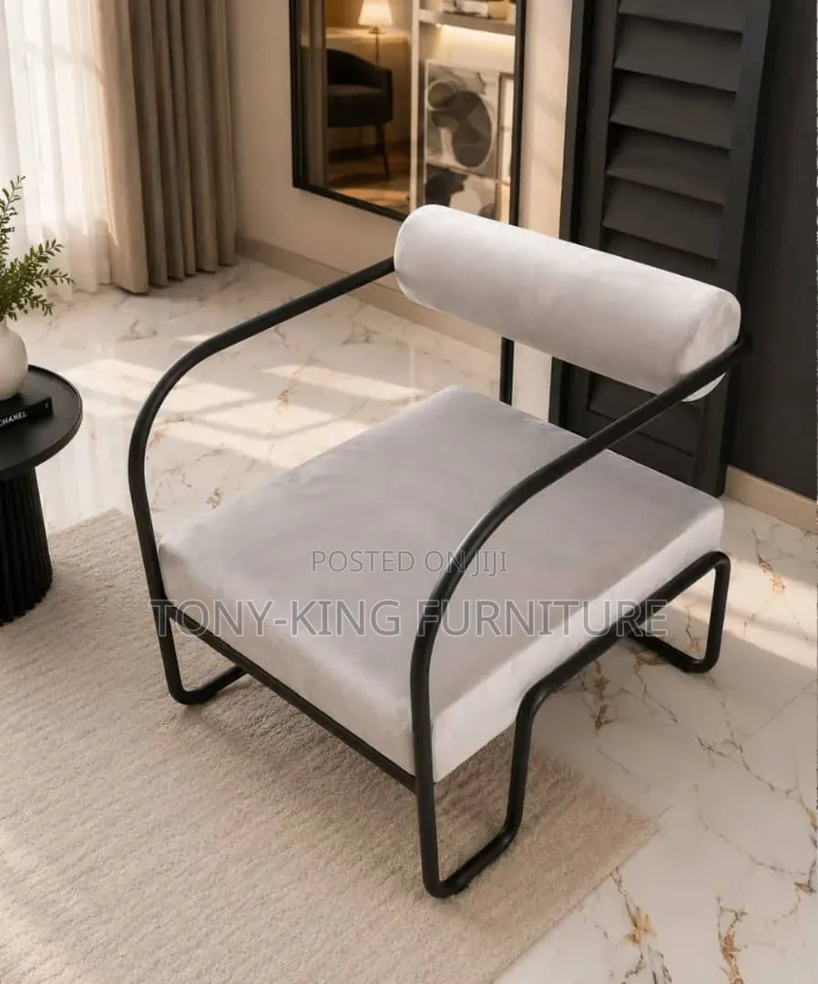 Modern Luxury Lounge Chair