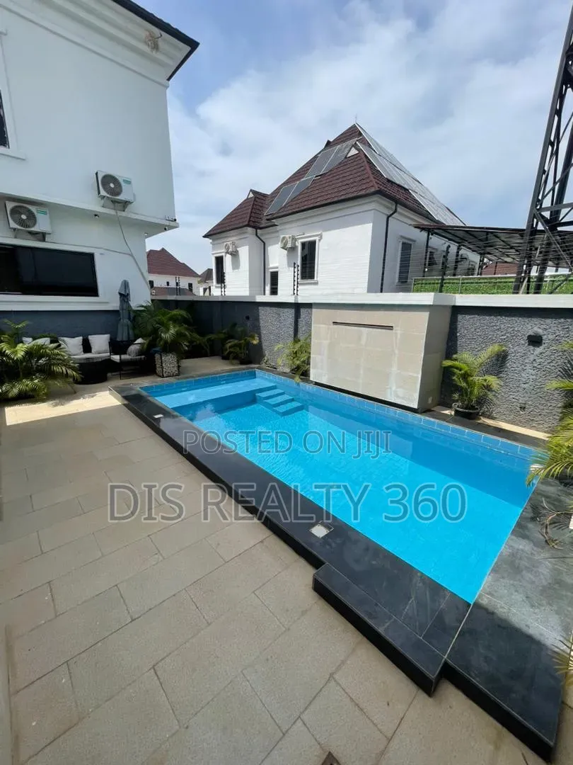 4bdrm Duplex in King'S Palace, FHA for sale