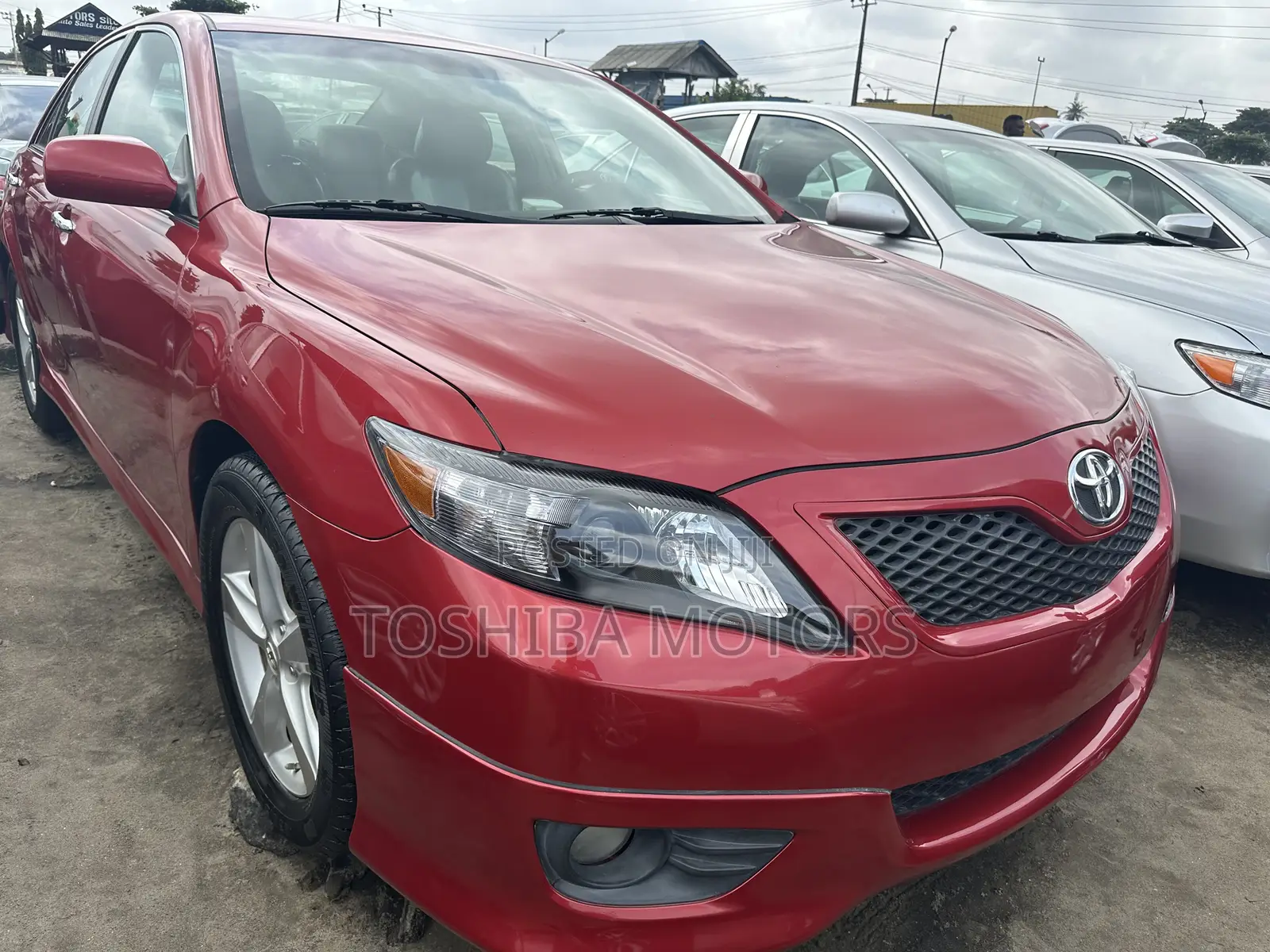 Toyota Camry SE 4dr Sedan (2.5L 4cyl 6AM) 2010 Red
