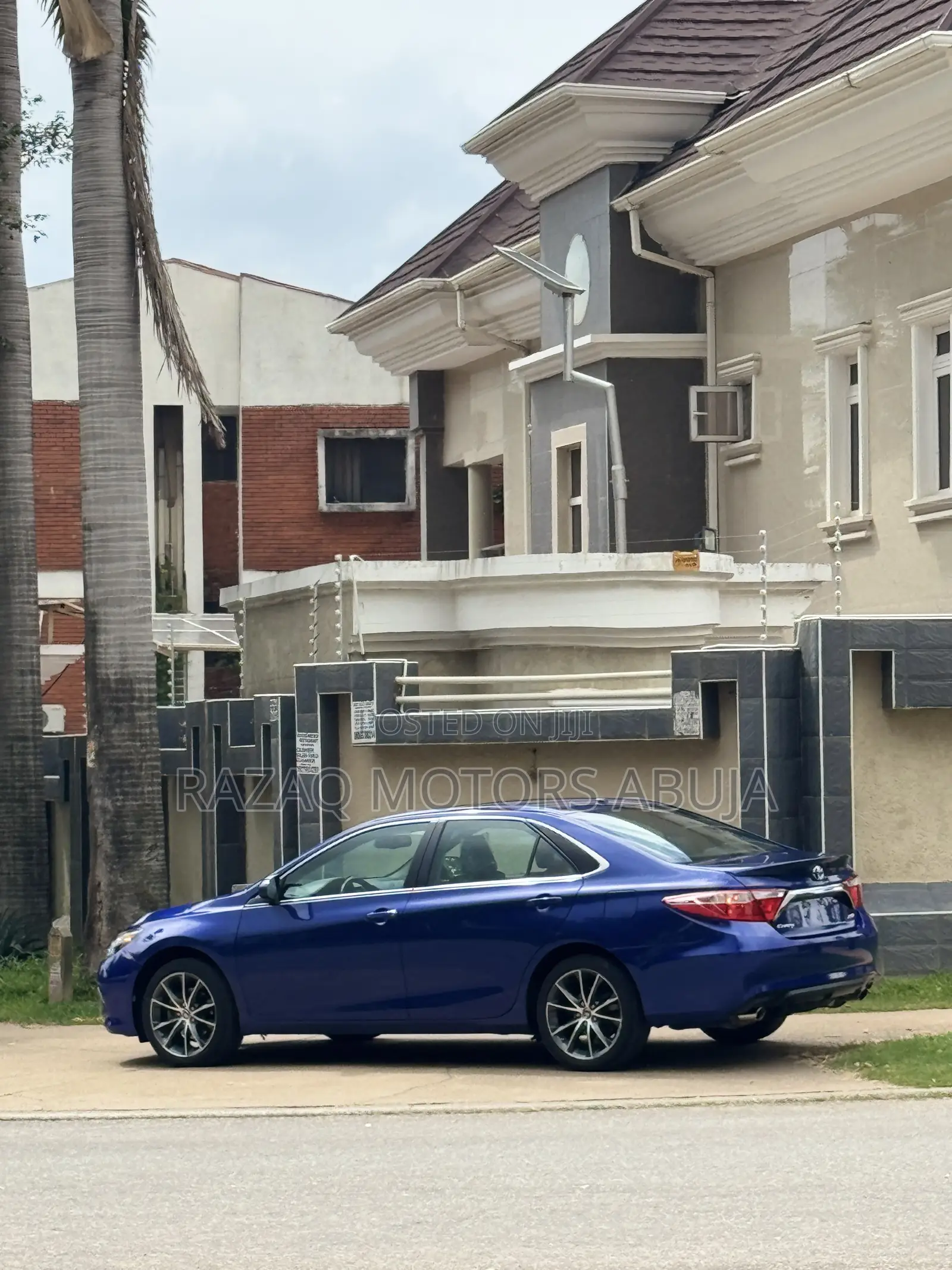 Toyota Camry XSE V6 4dr Sedan (3.5L 6cyl 6A) 2016 Blue