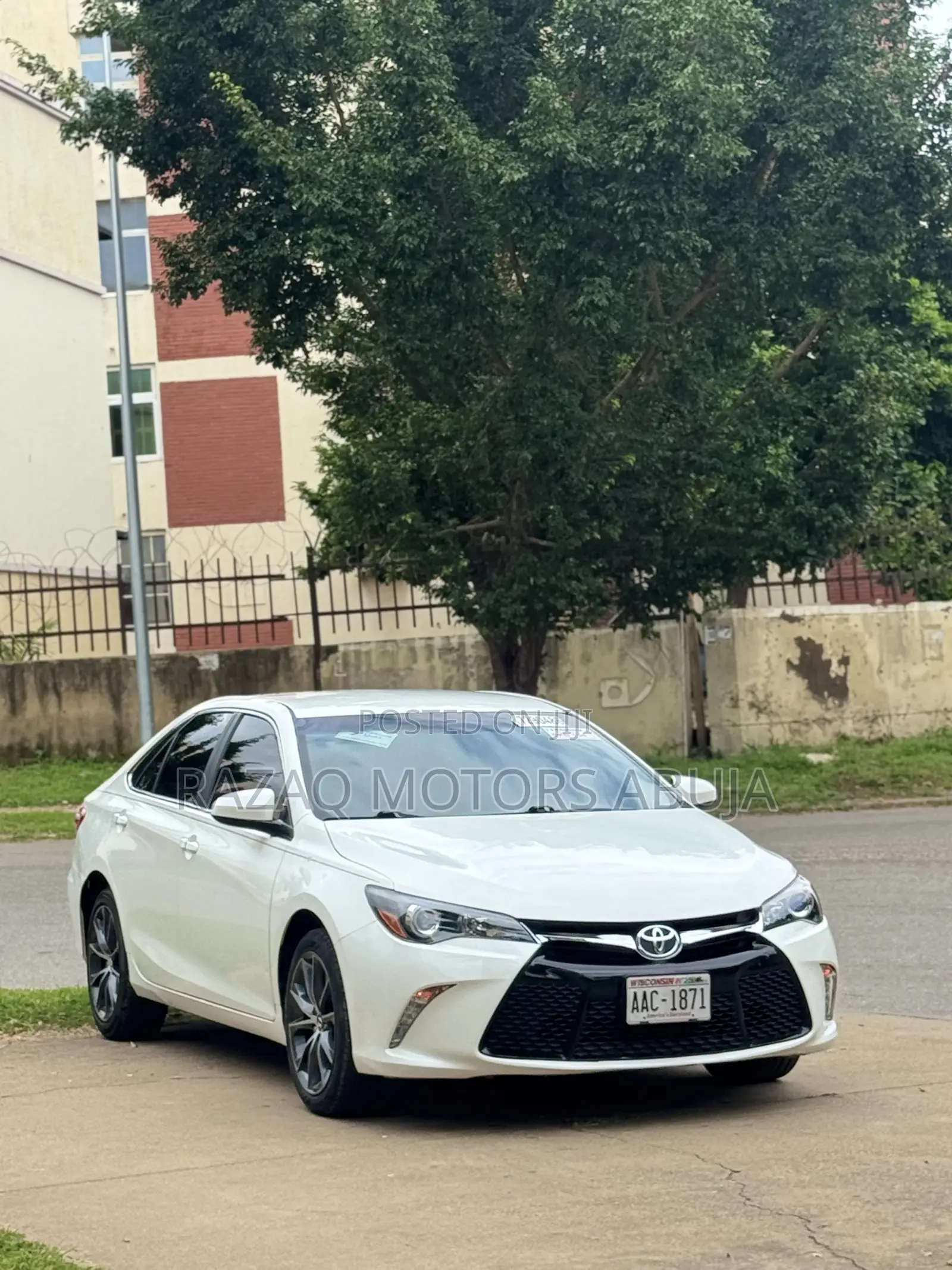 Toyota Camry XSE 4dr Sedan (2.5l 4cyl 6A) 2016 White