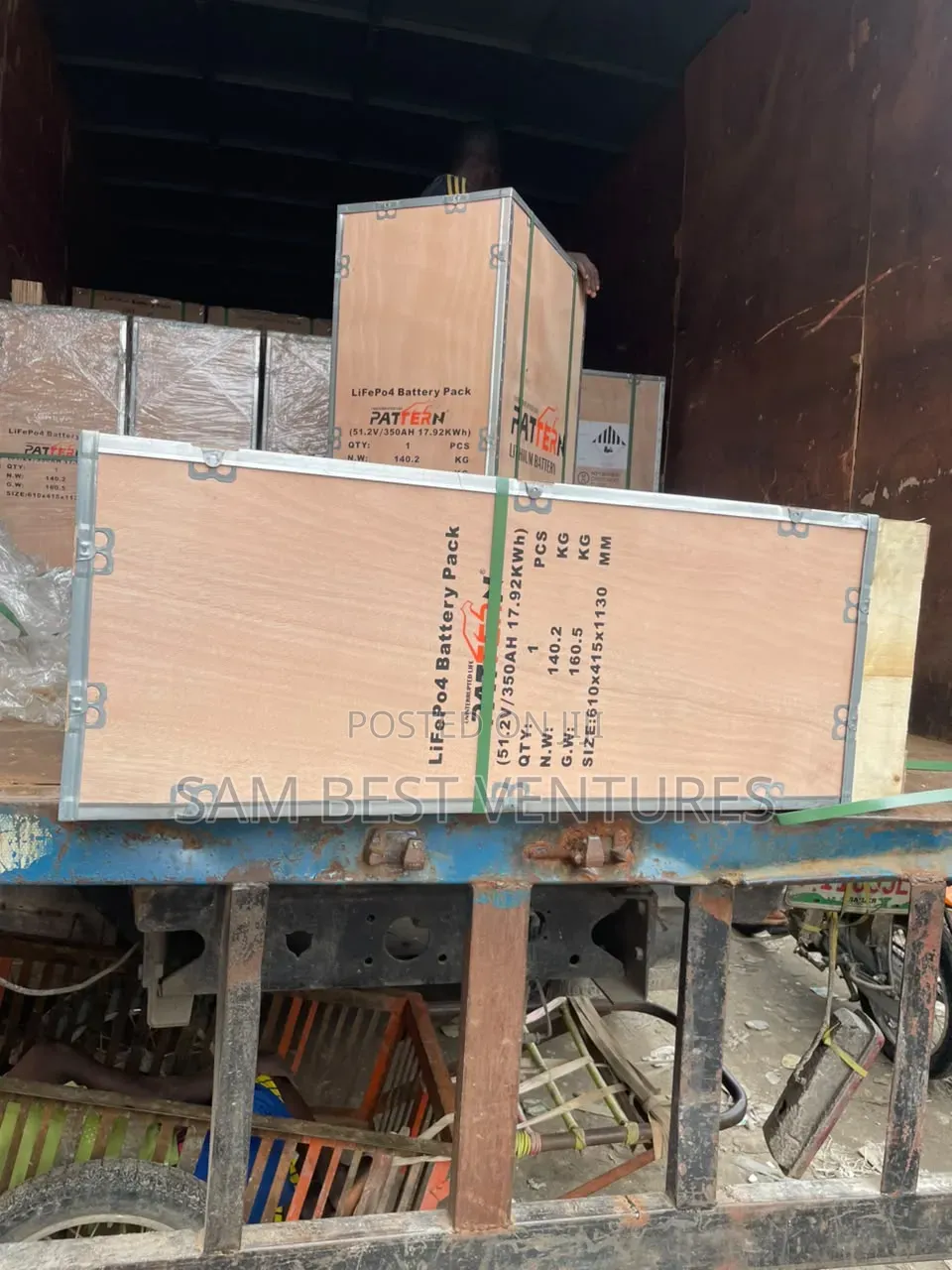 17.5kwh 51.2v Pattern Solar Lithium Batteries