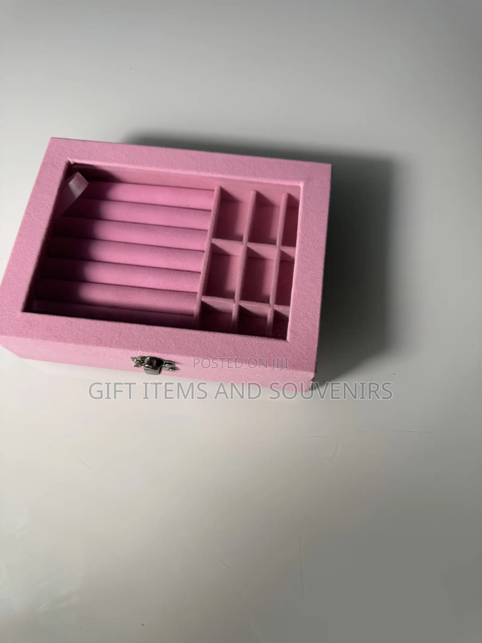 Pink Ladies Jewelry Organizer